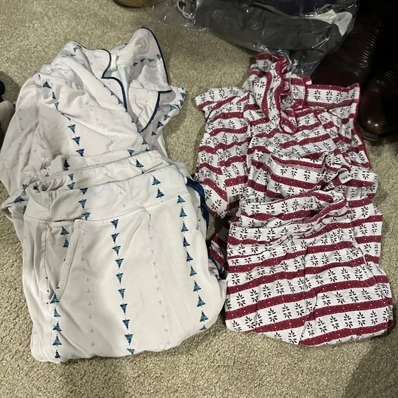 Soma Pajama Set bundle - Picture 1 of 3